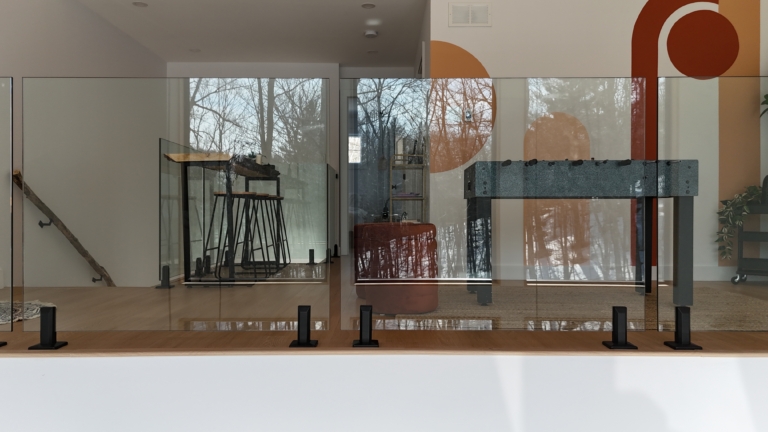 Design intérieur avec parois vitrées